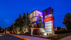 Read more about the article Best Hotels Near Toronto Pearson Airport for Travelers